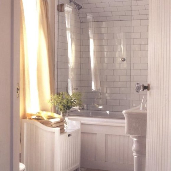 Pottery Barn Bathrooms Hardcover, 2003 - Picture 4 of 9